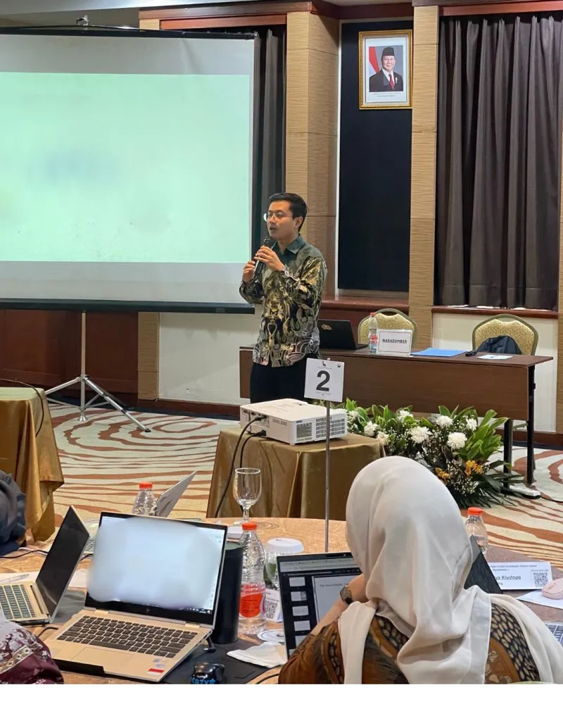 Speaking at Bank Indonesia's Digital Innovation Training